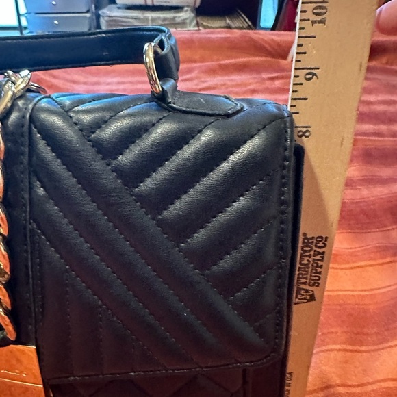 ALDO Black Quilted Satchel Purse Top Handle Gold Chain Lock Structured Bag - Picture 8 of 11